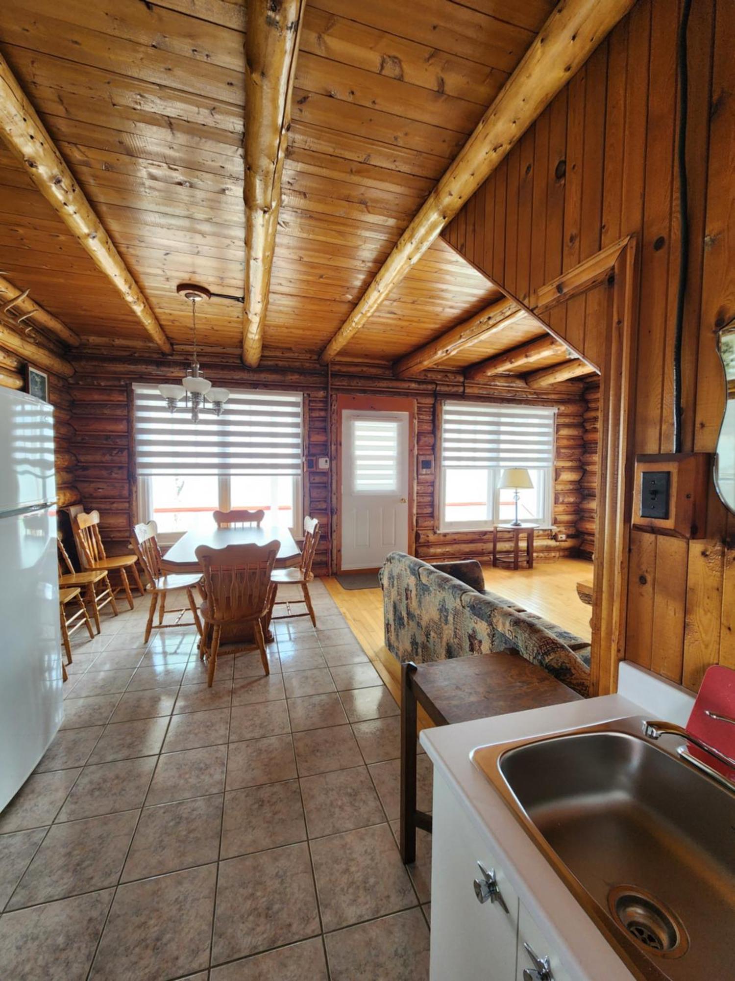 Motel Et Chalets Bo-Fleuve Evangeline Saint-Siméon Zewnętrze zdjęcie